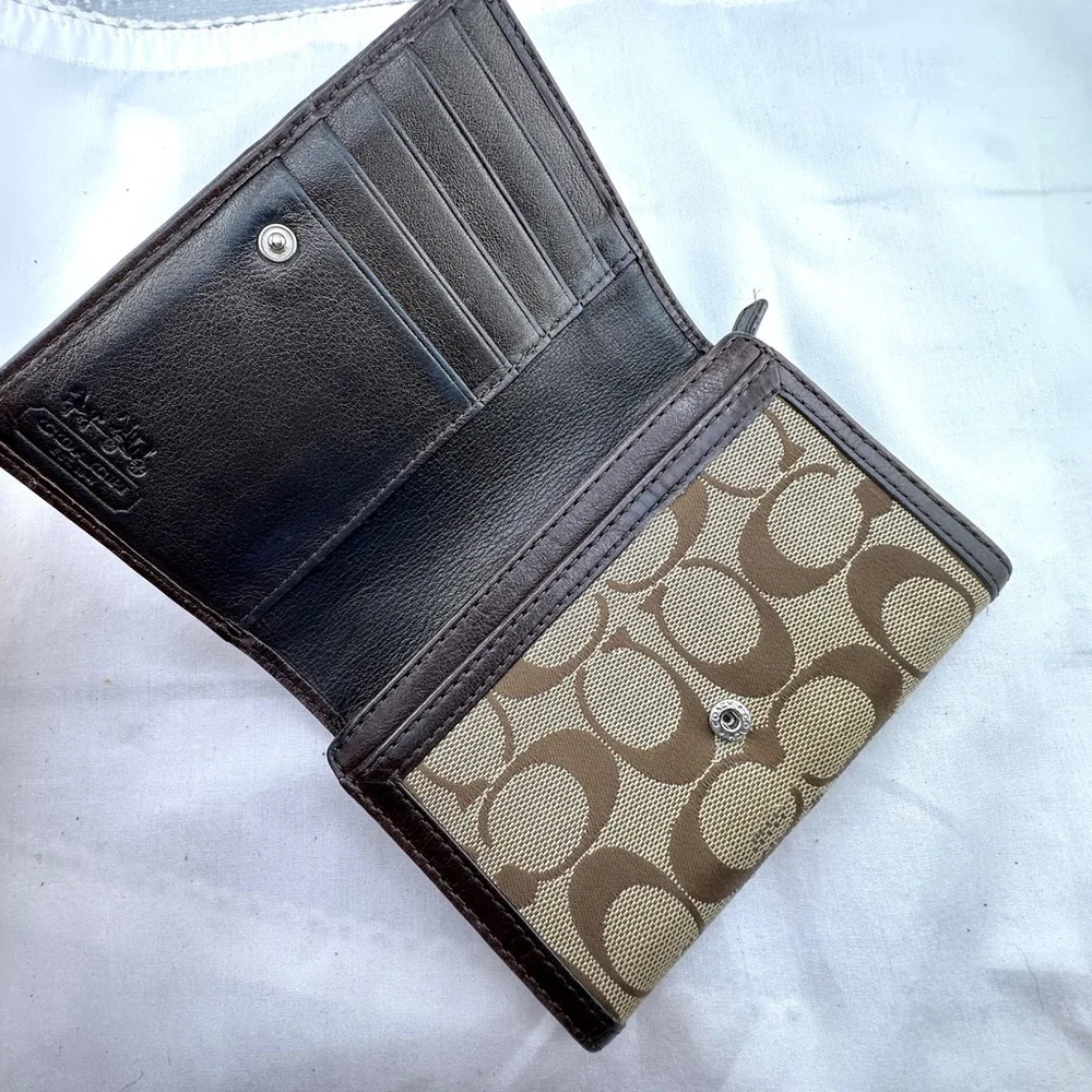 Coach vintage wallet